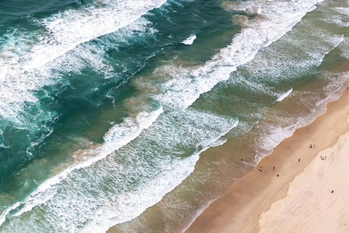 Just A Stone'S Throw To The Beach Brand New 2Br Gold Coast Australia