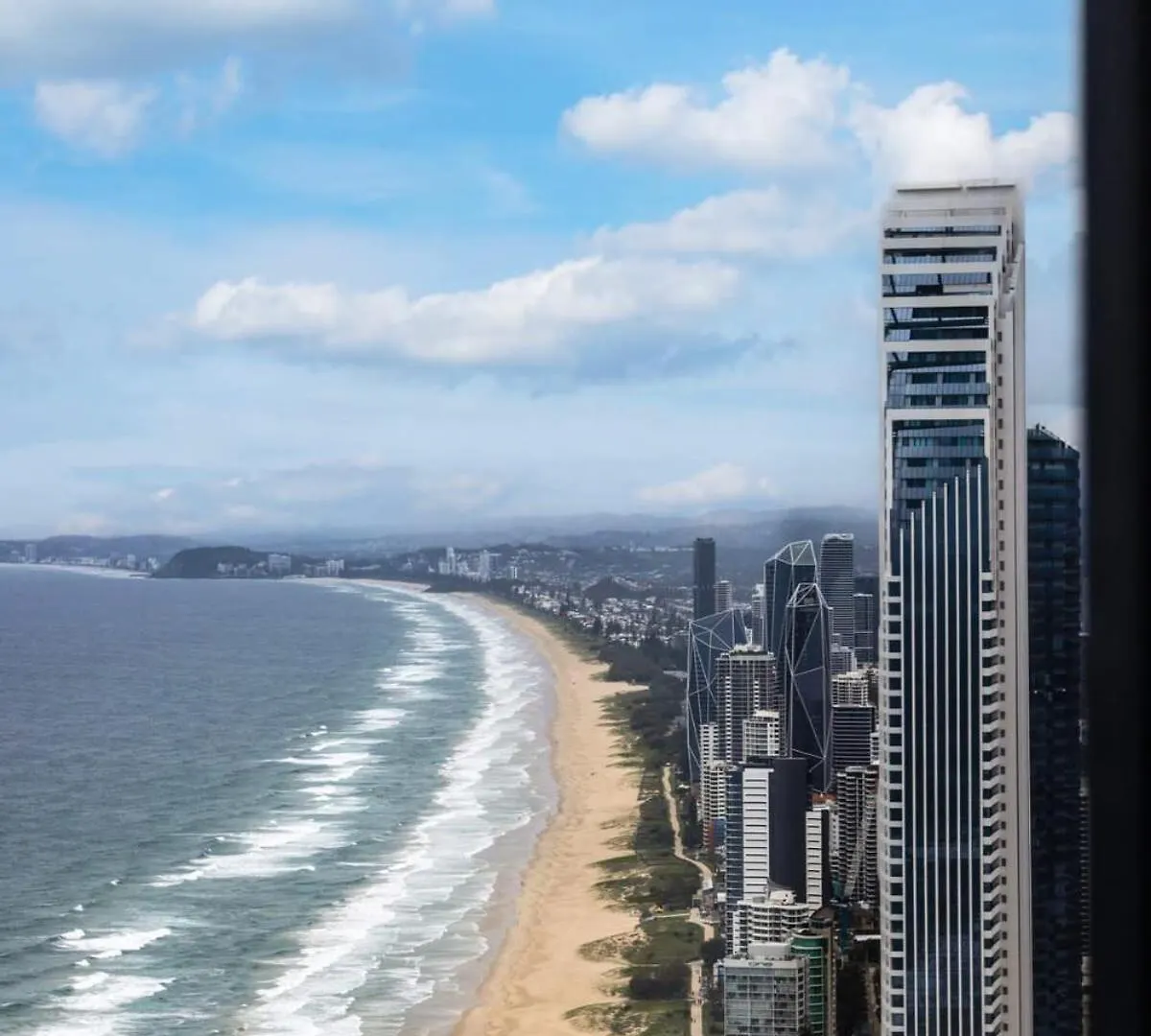 Just A Stone'S Throw To The Beach Brand New 2Br Gold Coast 0*,